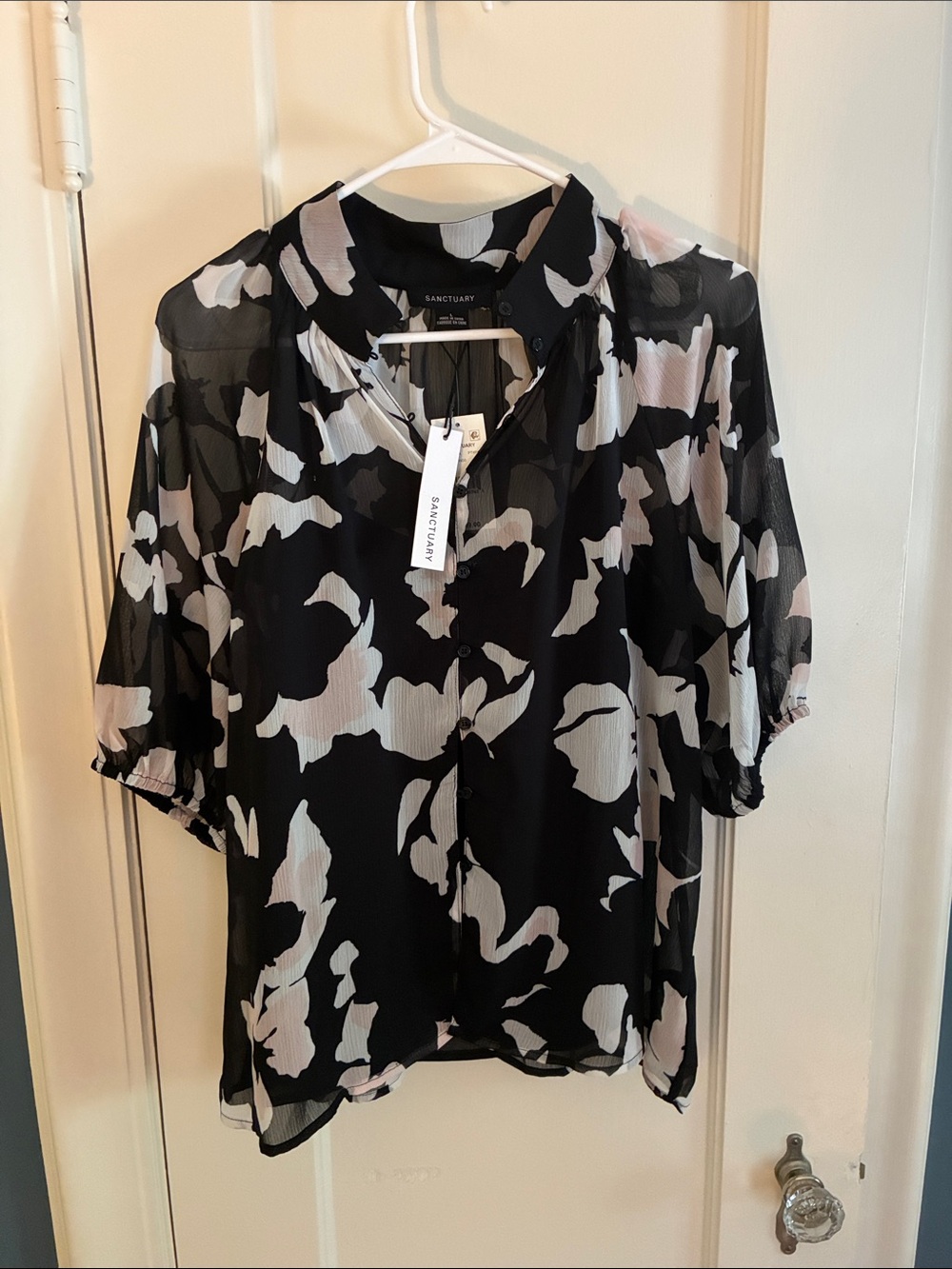 Sanctuary Womens Abstract Floral Chiffon Button Down Blouse Black White